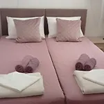 Apartment Dube